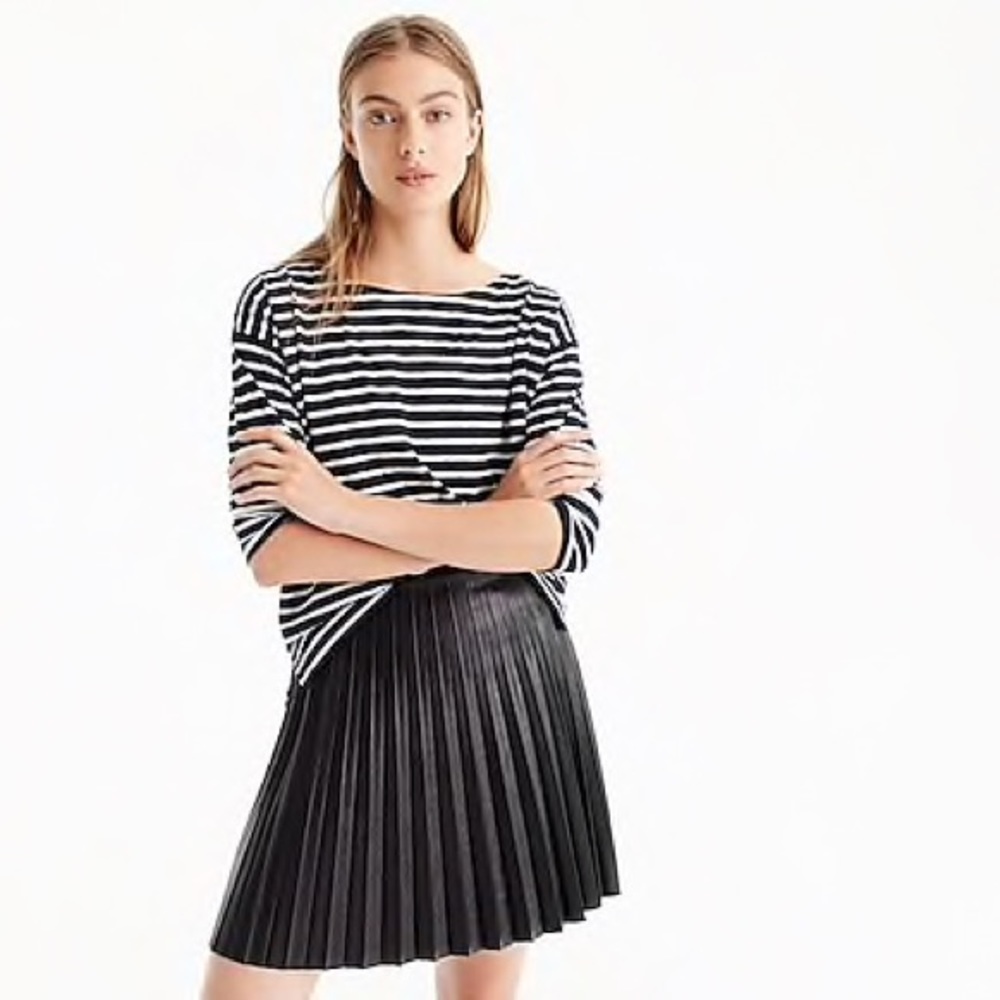 NWT J.Crew Faux Leather Pleated Mini Skirt Size 2